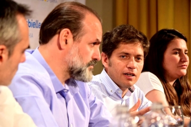 Kicillof acusó a Vidal de “discriminar” con las obras a los intendentes de la oposición