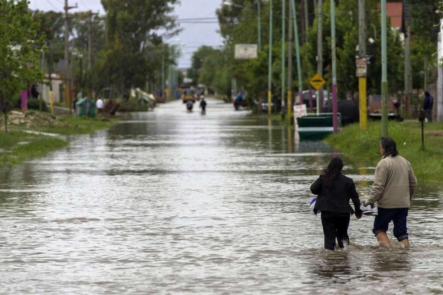 Tras inundaciones, La Provincia realiza tareas de asistencia en las zonas afectadas