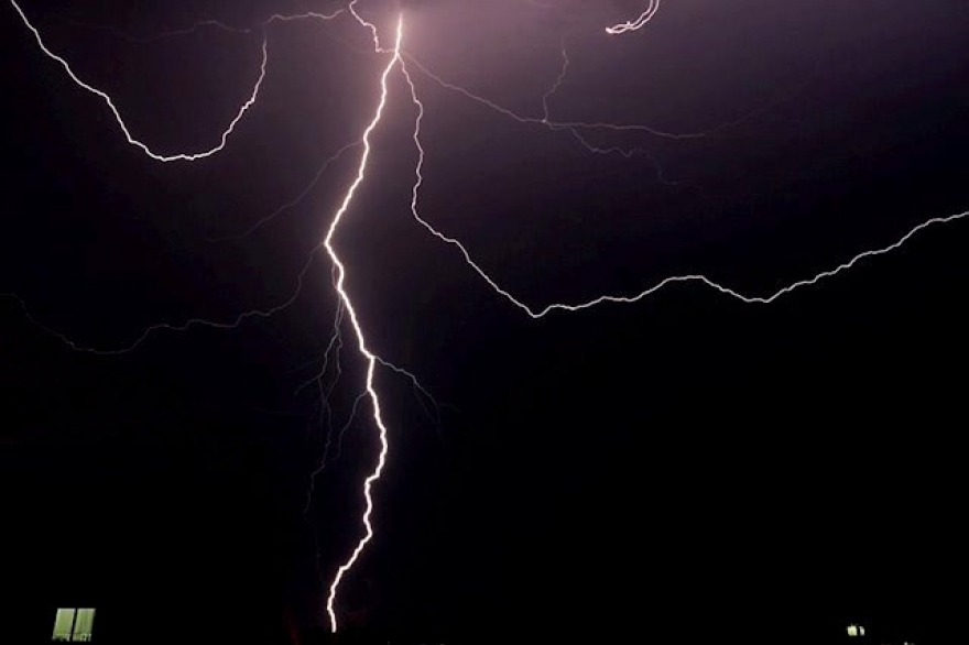 Alerta meteorológico por tormentas fuertes con ráfagas para algunos puntos de la Provincia