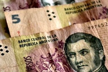 Postergan hasta el 1 de marzo la salida de circulación de los billetes de 5 pesos