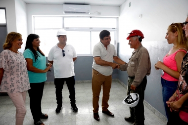 La Matanza: Espinoza recorrió obras de refacción y construcción de 217 aulas de escuelas públicas