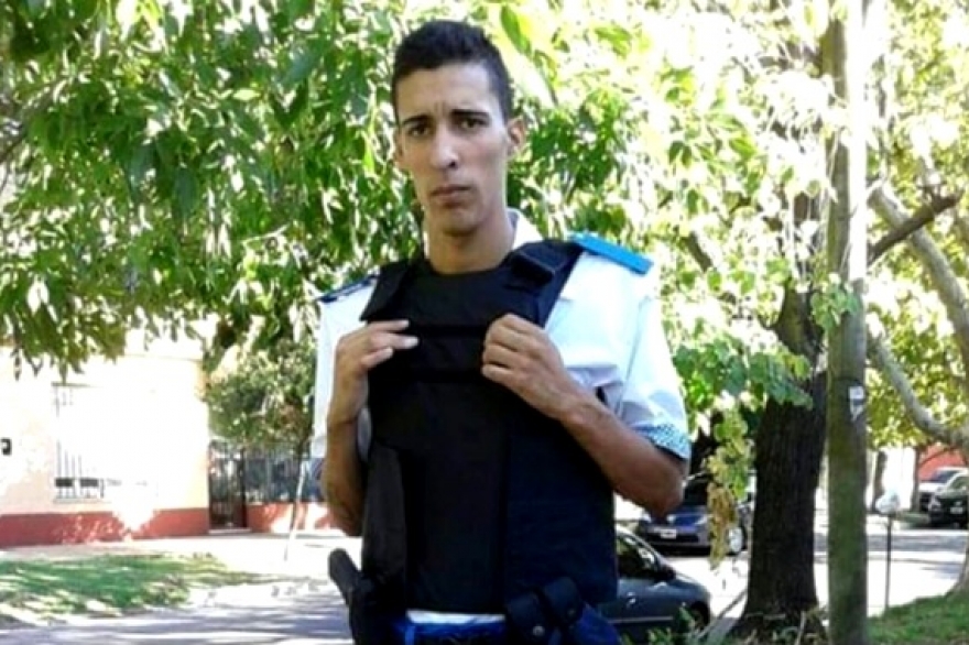 Todo por una moto: intentaron robarle a un policía en Monte Grande y lo mataron a tiros