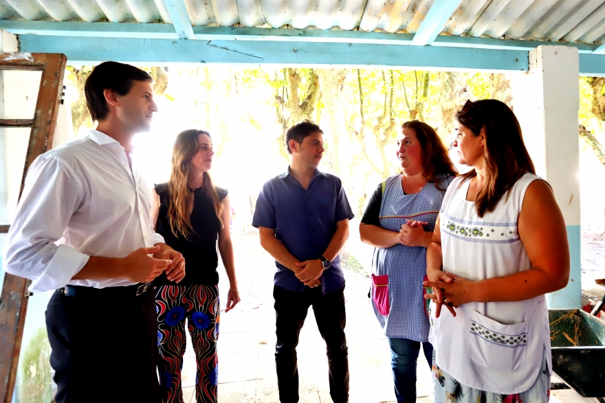 Kicillof, Vila y Mantegazza en recorrida con Escuelas a la Obra en San Vicente