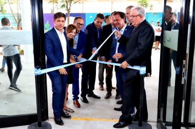 Junto a Massa, Kicillof inauguró un colegio en Escobar y habló del rol de la escuela pública