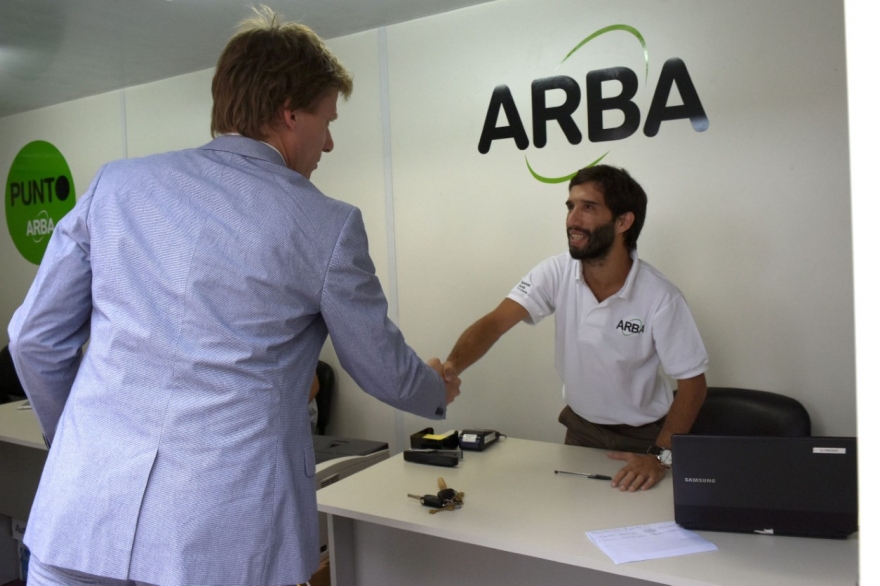 ARBA instaló nuevos móviles de atención de forma  presencial y digital