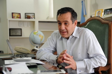 Pese a que Vidal dijo que la “pesada herencia	pasó”, Educación advierte a docentes que la Provincia “sigue estando quebrada”
