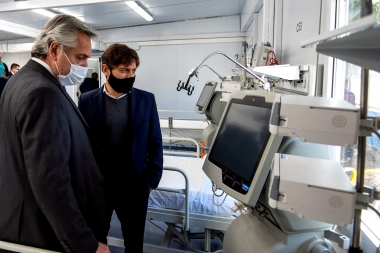 Kicillof y Alberto recorrieron el nuevo Hospital Modular de emergencia en Almirante Brown