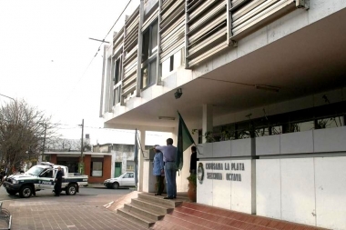 Sin códigos: tres delincuentes despertaron a un anciano, lo amordazaron y le robaron la jubilación