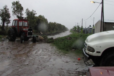 Nuevas precipitaciones volvieron a complicar localidades aisladas en Villegas