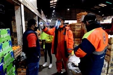 Operativo en el Mercado Regional de La Plata: desinfección y detección de casos sospechosos de Covid-19