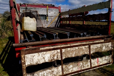 Lisandro Olmos: detuvieron a siete hombres por robar rieles de vías del tren cerca de la ruta 36