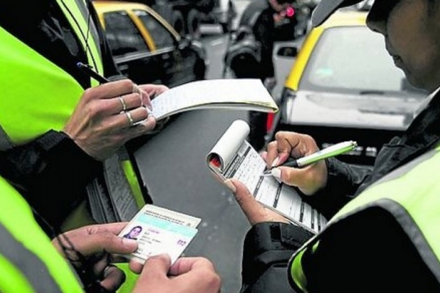 Desde la Defensoría del Pueblo recuerdan que no es necesario pagar multas sin sentencia firme