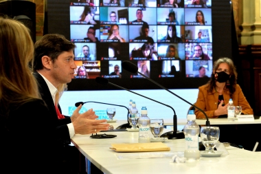 Kicillof presentó “Aulas del Bicentenario”: un espacio virtual para preparar clases