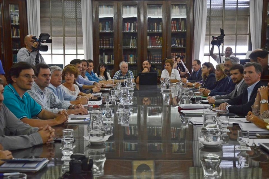 En un clima tenso y con advertencias de Provincia, fracasó el primer encuentro paritario docente