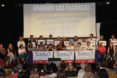 Docentes de Suteba piden convocatoria al diálogo y envían mensaje a  Vidal: “Esto no es una guerra”