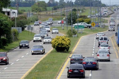 Aubasa inicia hoy la concesión de la Ruta 2 y ya prevé aumentos