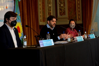 En Provincia evalúan restricciones y advierten que “si es necesario” habrá “retroceso de fases”