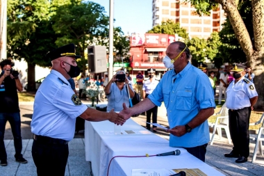 Berni y Alessandro encabezaron el aniversario 199 de la Policía de la Provincia en Salto
