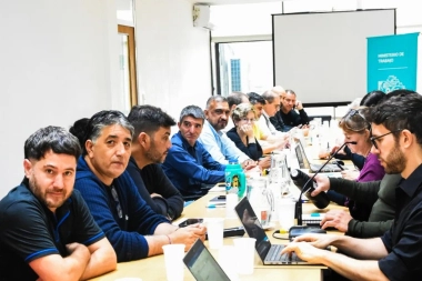 Paritarias estatales: la Provincia escuchó demandas gremiales pero no presentó oferta salarial