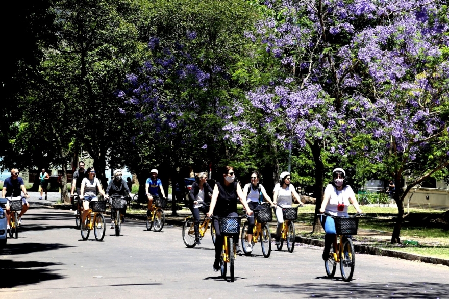 “Bicitando la Ciudad”: más de 400 personas se inscribieron para recorrer circuitos de La Plata