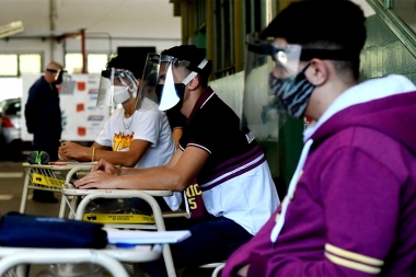 Escuelas privadas bonaerenses buscan iniciar las clases con todos los chicos en las aulas
