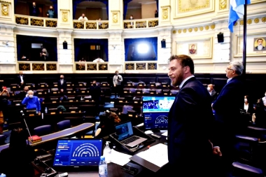 Diputados bonaerenses apoyaron el proyecto de Massa sobre elevar el Impuesto a las Ganancias