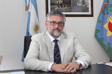 Ministro Villegas sostuvo que el paro docente tiene que ver con una "especulación electoral"