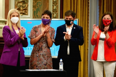 Kicillof lanzó nuevas oficinas de atención para la violencia de género y estatizó la Linea 144