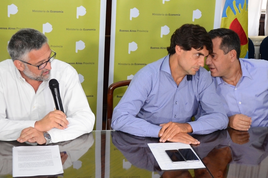 Una medida cautelar bloqueó la conciliación obligatoria que dictó Provincia con los docentes