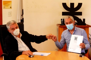 Cagliardi firmó un Convenio de cooperación técnica con la UTN de Berisso