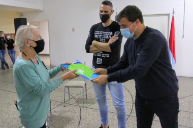 Chornobroff brindó subsidios a clubes, instituciones y centros de jubilados de Avellaneda