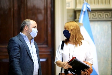 Máspoli destacó el debate en el Senado sobre los proyectos de medidas impositivas