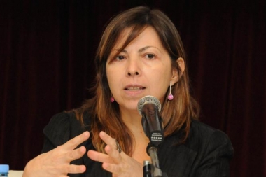 Según Batakis al Gobierno Nacional "le está faltando una política industrial"