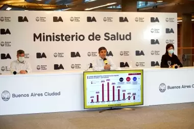 "Hay algunos datos preliminares que muestran una baja de contagios", señaló Quirós