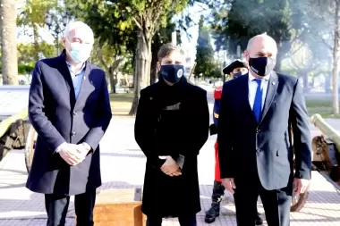 Kicillof y Secco celebraron el aniversario de Ensenada y resaltaron el rol del Estado