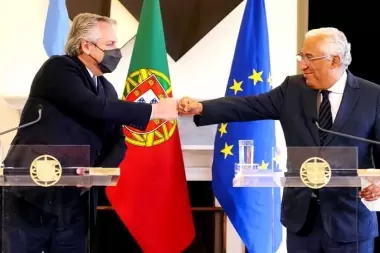 Alberto pidió un acuerdo con el FMI sin que condicione el futuro de Argentina en Portugal