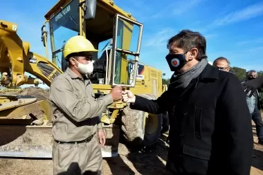 Kicillof visitó la obra que conectará Hurlingham y Tres de Febrero