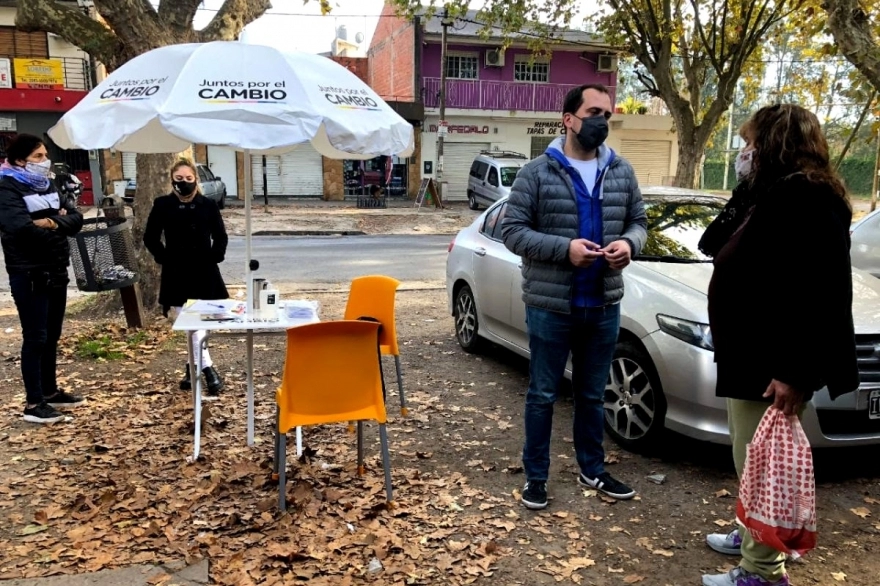 Amendolaggine recorrió Gutiérrez y apuntó: “Pareciera que el municipio no está presente”