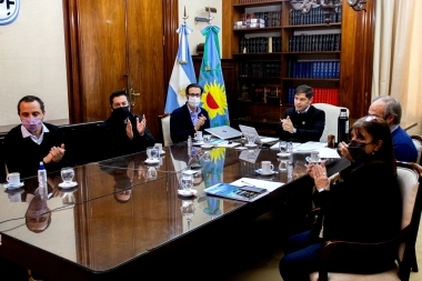 Kicillof y Simone anunciaron a intendentes 199 nuevas obras del FIM