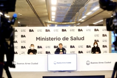 Quiros advirtió que una dosis de vacuna es "poco robusta" para la variante Delta