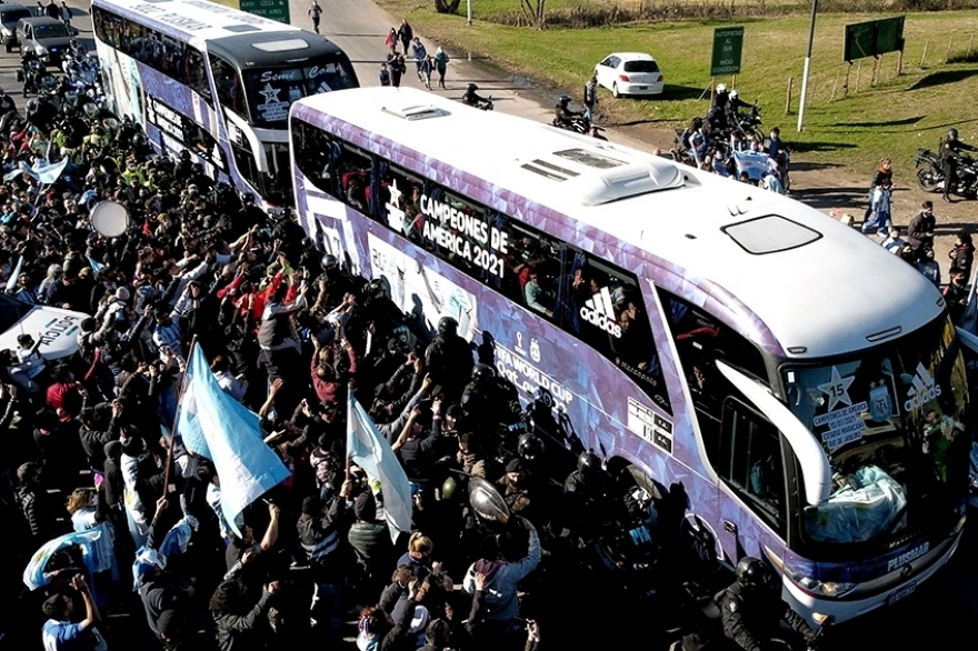 ¡Campeones! Gran recibimiento de los hinchas a la Selección Argentina