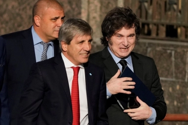 Caputo y una frase que pone en suspenso el “ok” de Nación al pedido de Endeudamiento de Kicillof