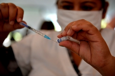Comienza la vacunación libre en Provincia para mayores de 25