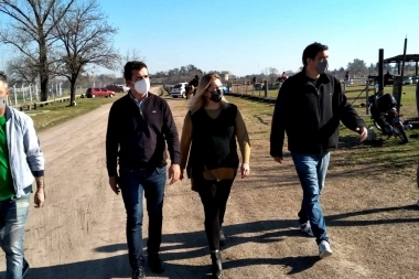 Ahumada y Gribaudo visitaron el Club Argentino de Merlo