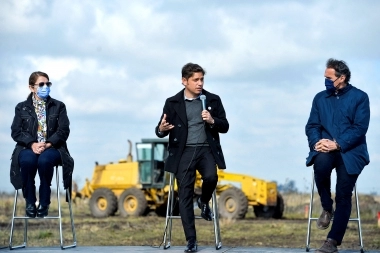 Tras la toma, Kicillof presentó la creación de un nuevo barrio en Guernica