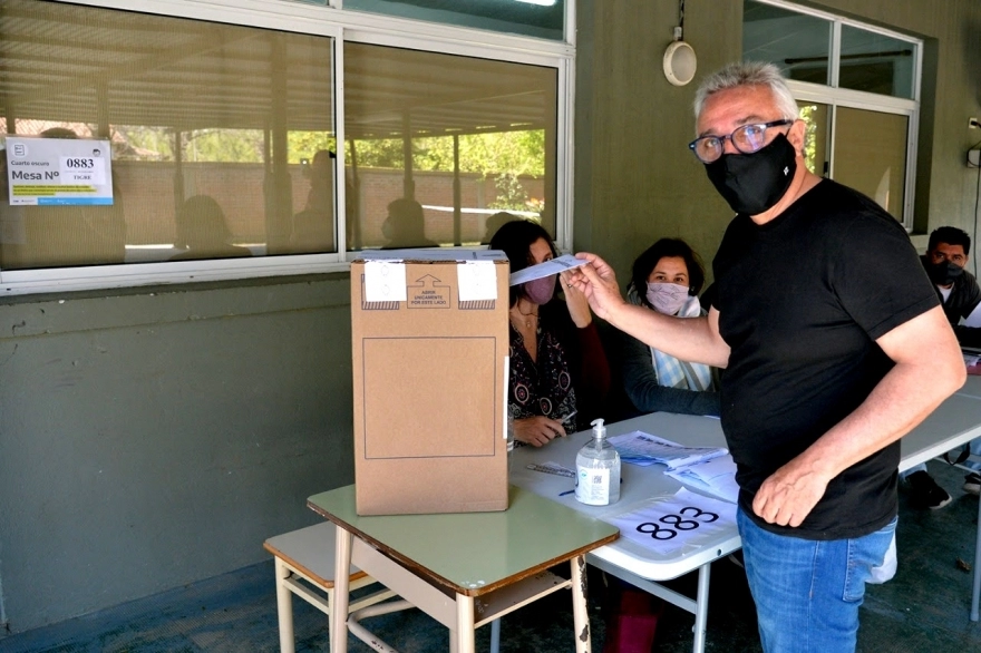 Votaron Julio y Gisela Zamora: apostaron a trabajar en los “desafíos pendientes”