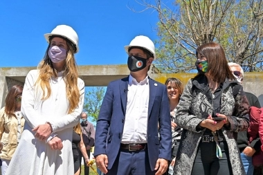 Vila aseguró que la Provincia construyó "51 nuevas escuelas y 3200 obras de refacción"