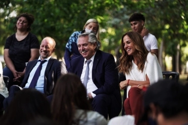 Alberto Fernández, Kicillof, Insaurralde y Tolosa Paz en Lomas de Zamora