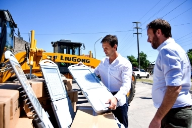 Mantegazza y López recorrieron PyMe del Parque Industria de San Vicente