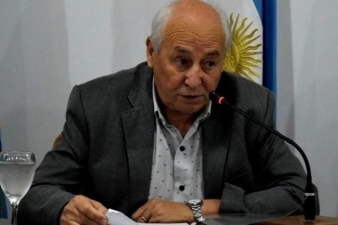 En su tercer mandato consecutivo, el intendente de Tres Lomas renunció a su cargo